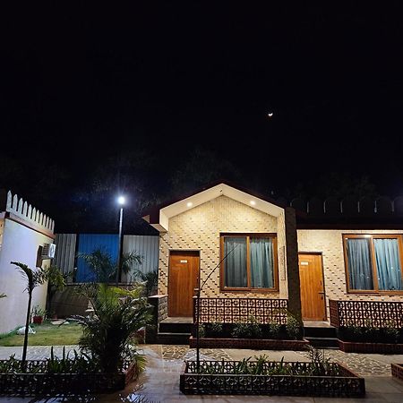 The Mewar Palace And Resort Shivpurī Buitenkant foto
